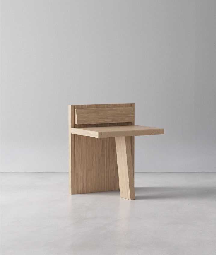 CR-1 Stool